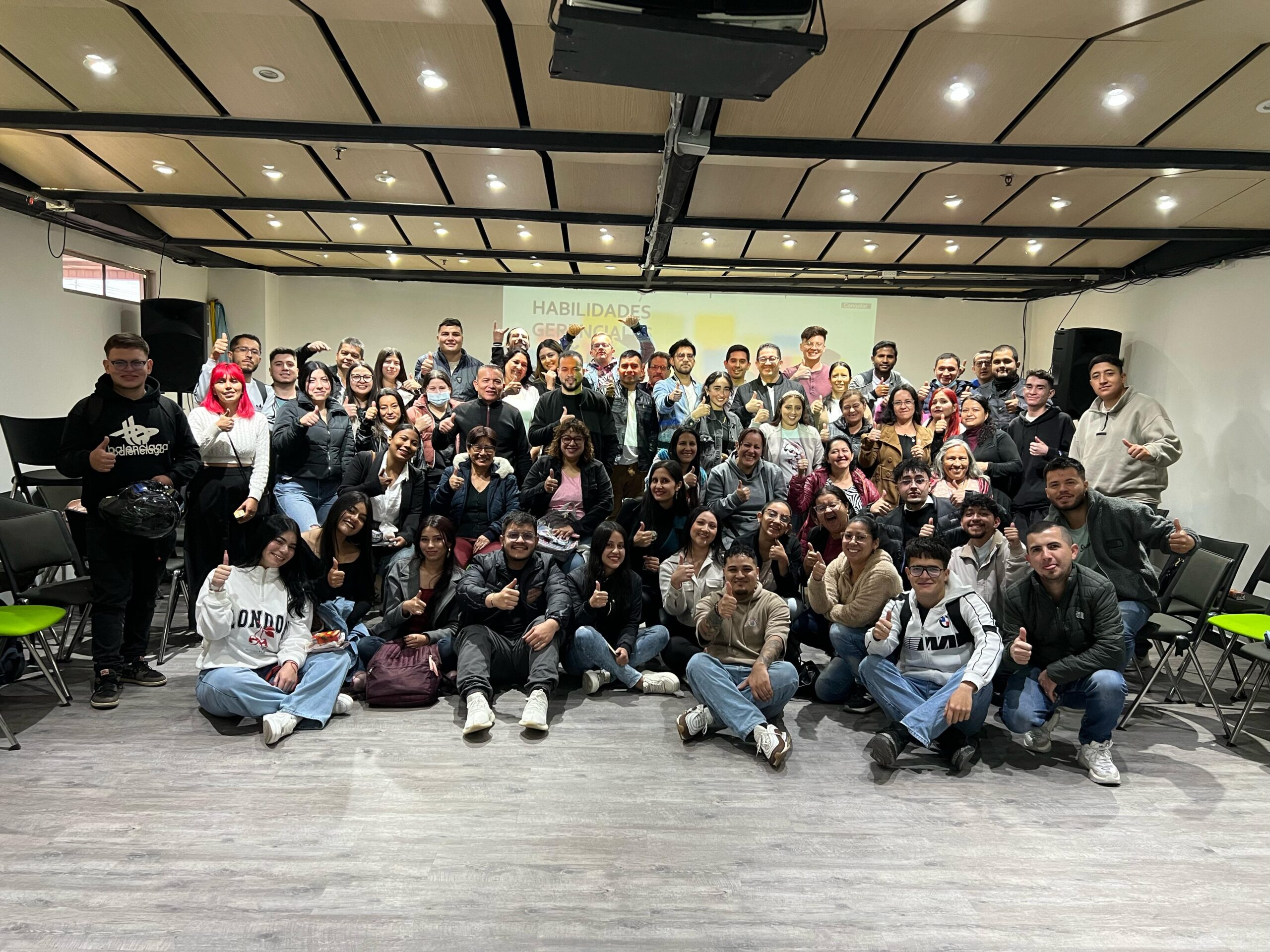 Microempresarios fortalecen su liderazgo y estrategia en UNIMINUTO Soacha