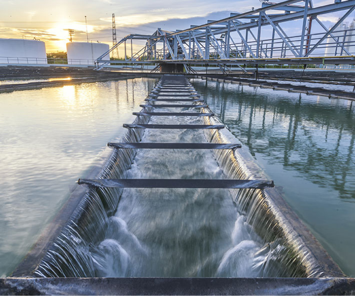 UNIMINUTO obtiene patente por innovador dispositivo robótico que purifica el agua de forma sostenible.